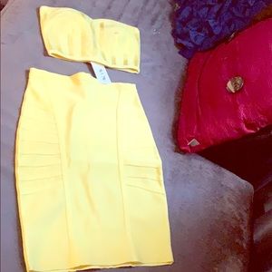 New Super cute 2 piece crop top set